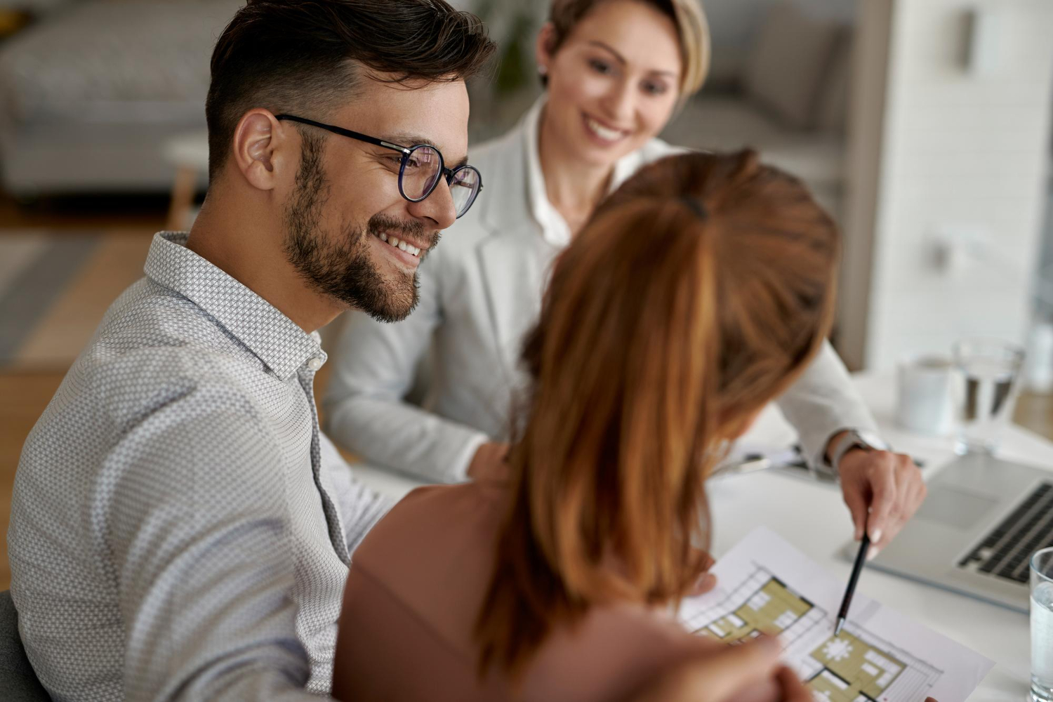 Common NRI Property Leasing Mistakes That Cut Into Returns